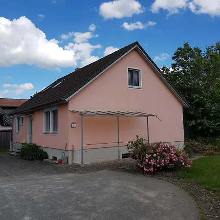 Apartment Moderne 2-zimmer Dachwohnung Im Herzen Der Rhoen Ostheim (Bavaria)