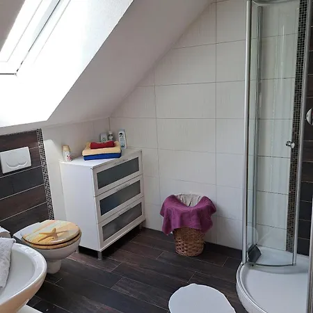 Apartmán Moderne 2-zimmer Dachwohnung Im Herzen Der Rhoen *